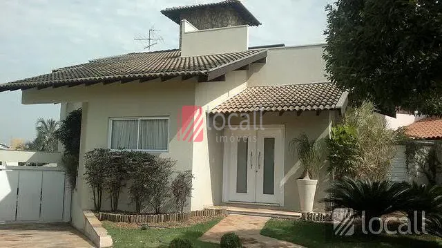 Casa de Condomínio com 3 quartos à venda, 310m² — foto 2 de 30