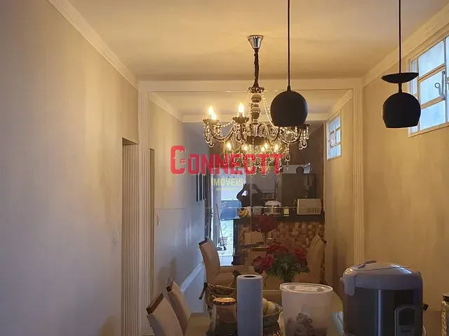 Casa com 250m² 2 quartos e 3 banheiros, para alugar, no bairro Vila Maria Luiza em Ribeirão Preto