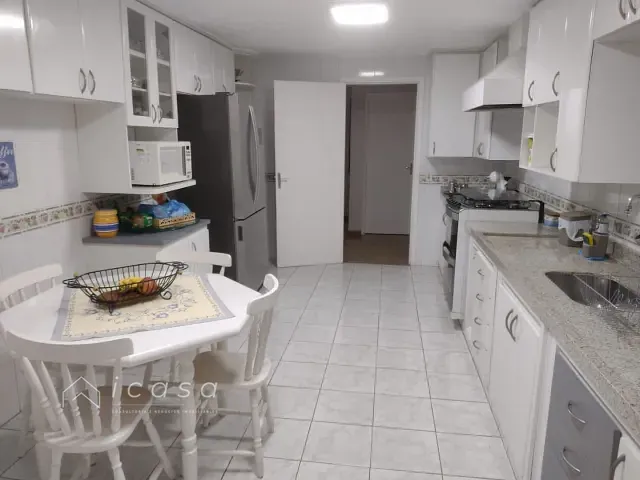 Casa com 370m² 3 quartos e 3 banheiros, à venda, no bairro Jardim Esplanada II em São José dos Campos