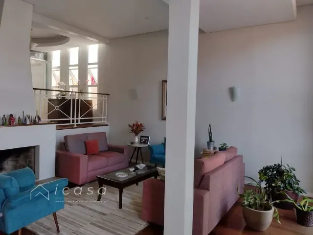 Casa com 370m² 3 quartos e 3 banheiros, à venda, no bairro Jardim Esplanada II em São José dos Campos