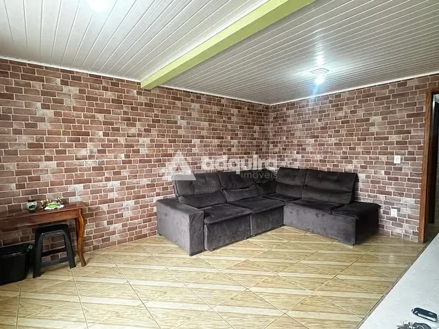 Casa com 319m² 3 quartos e 1 banheiro, à venda, no bairro Contorno em Ponta Grossa
