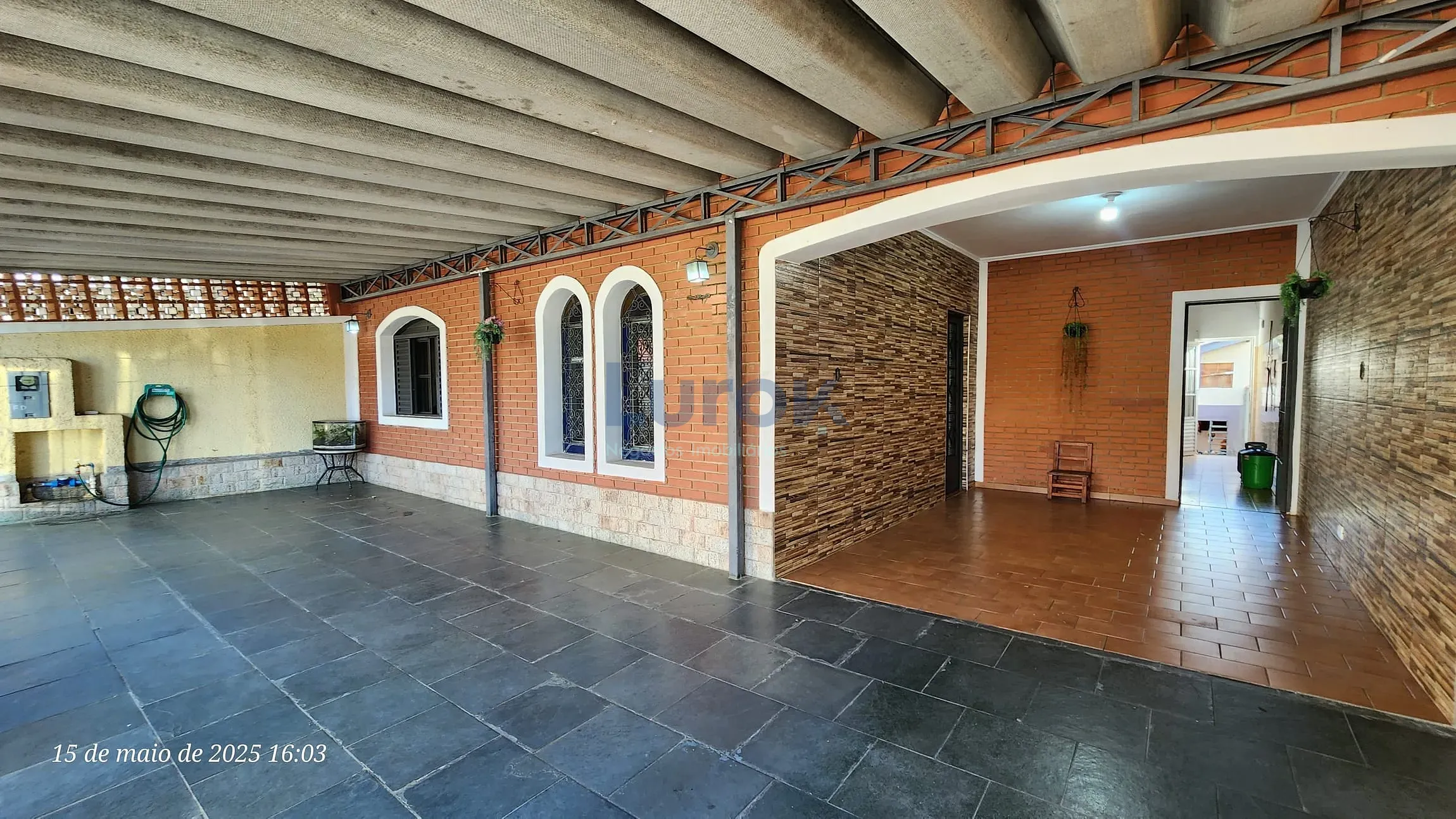 Casa, 3 quartos, 194 m² - Foto 1