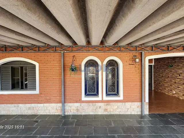 Casa com 336m² 3 quartos e 2 banheiros, à venda, no bairro Parque das Colinas em Valinhos