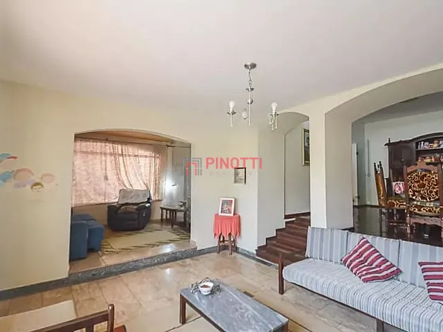 Casa 4 quartos e 3 banheiros, à venda ou para alugar, no bairro Baeta Neves em São Bernardo do Campo