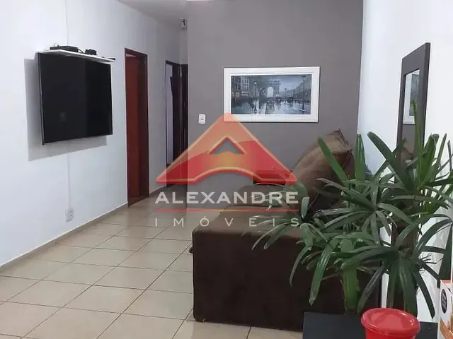 Casa com 184m² 4 quartos e 2 banheiros, à venda, no bairro Jardim das Flores em São José Dos Campos