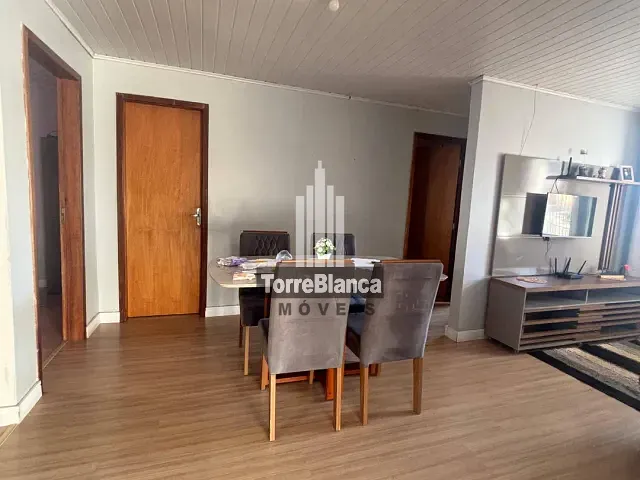 Casa com 116m² 3 quartos e 1 banheiro, à venda, no bairro Uvaranas em Ponta Grossa