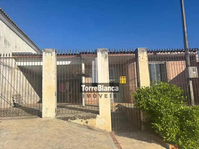 Casa com 116m² 3 quartos e 1 banheiro, à venda, no bairro Uvaranas em Ponta Grossa