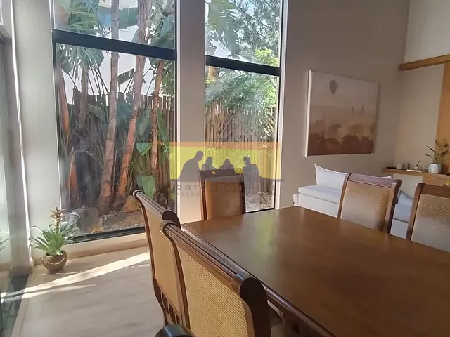 Casa com 450m² 3 quartos e 5 banheiros, à venda, no bairro Barão do Café em Campinas