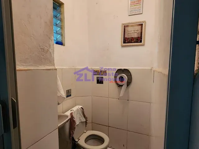 Casa 7 quartos e 6 banheiros, à venda, no bairro Vila Araguaia em São Paulo