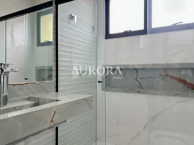 Casa com 360m² 4 quartos e 7 banheiros, à venda, no bairro Condomínio Royal Golf Residence em Londrina
