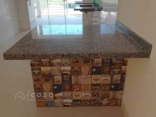Casa com 175m² 3 quartos e 2 banheiros, à venda, no bairro Portal dos Passaros em São José dos Campos