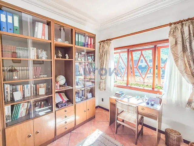 Casa com 1000m² 4 quartos e 5 banheiros, à venda, no bairro Joapiranga em Valinhos