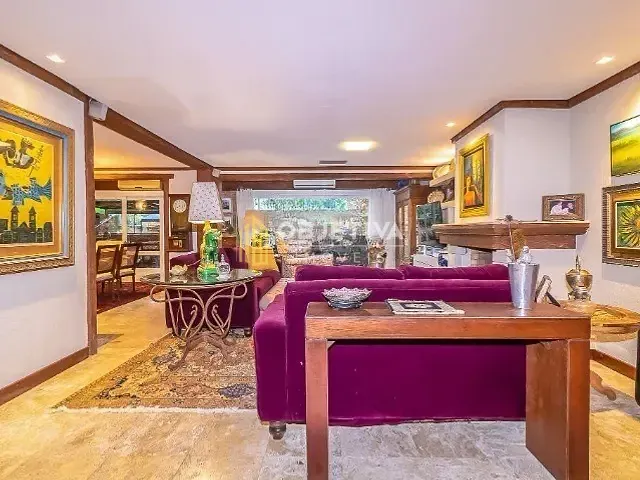Casa com 487m² 3 quartos e 6 banheiros, à venda, no bairro Boa Vista em Porto Alegre