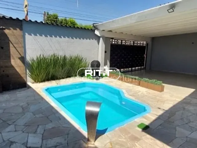 Casa com 270m² 3 quartos e 2 banheiros, à venda, no bairro Jardim García em Campinas