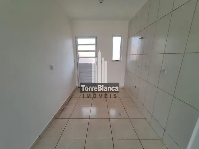 Casa com 45m² 2 quartos e 1 banheiro, à venda ou para alugar, no bairro Neves em Ponta Grossa