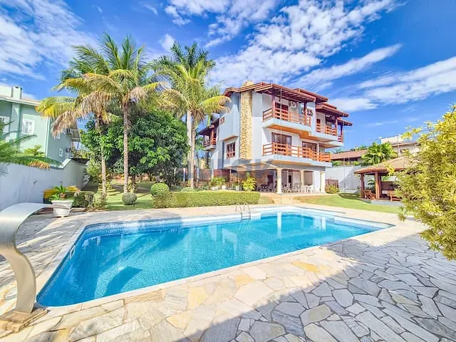Casa com 1240m² 4 quartos e 7 banheiros, à venda, no bairro Joapiranga em Valinhos