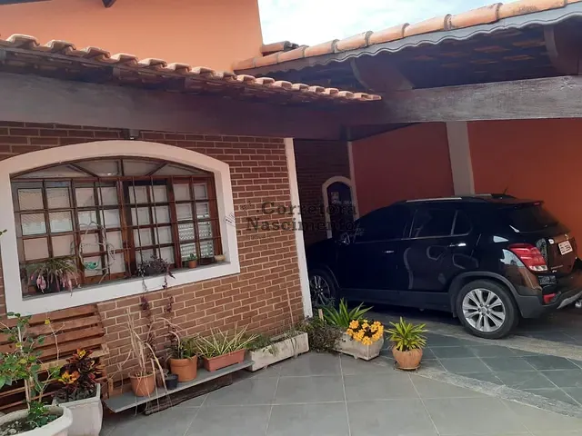 Casa com 250m² 2 quartos e 1 banheiro, à venda, no bairro Cidade Jardim em Jacareí