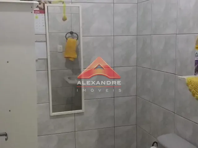 Casa com 233m² 4 quartos e 2 banheiros, à venda, no bairro Jardim Valparaíba em São José dos Campos