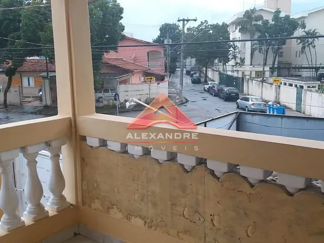 Casa com 233m² 4 quartos e 2 banheiros, à venda, no bairro Jardim Valparaíba em São José dos Campos