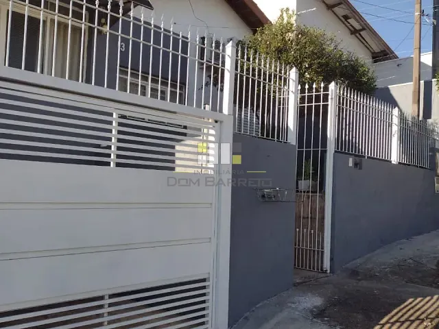 Casa 2 quartos e 1 banheiro, à venda, no bairro Vila Carlota em Sumaré