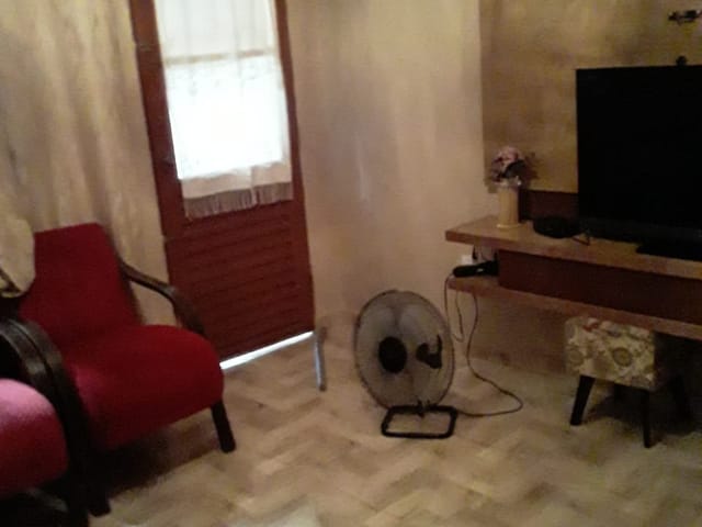 Casa com 150m² 2 quartos e 1 banheiro, à venda, no bairro Comercial e Residencial Jardim Mariana em Pindamonhangaba