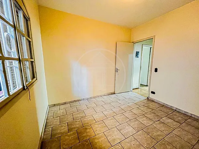 Casa com 250m² 3 quartos e 1 banheiro, à venda, no bairro Jardim Cruzeiro em São Paulo