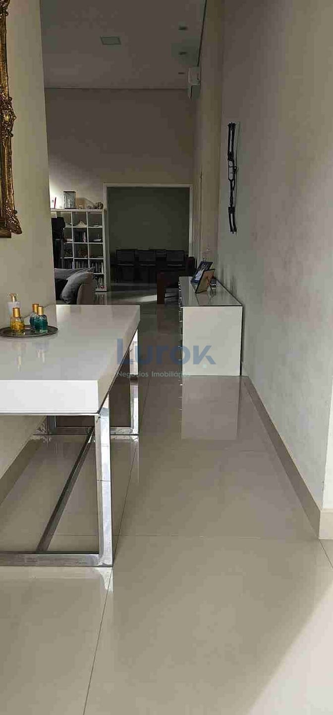 Casa, 3 quartos, 256 m² - Foto 13