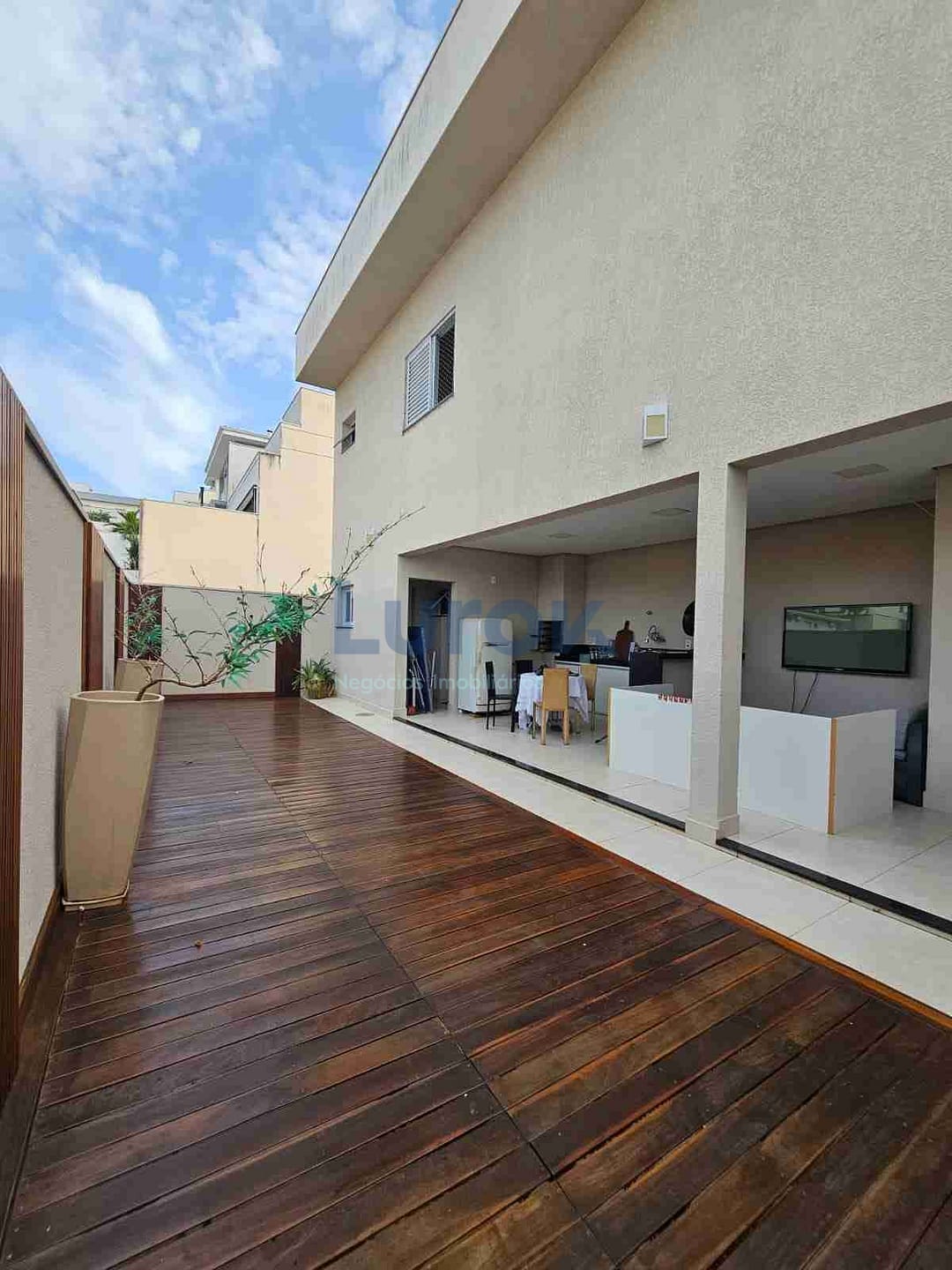 Casa, 3 quartos, 256 m² - Foto 35