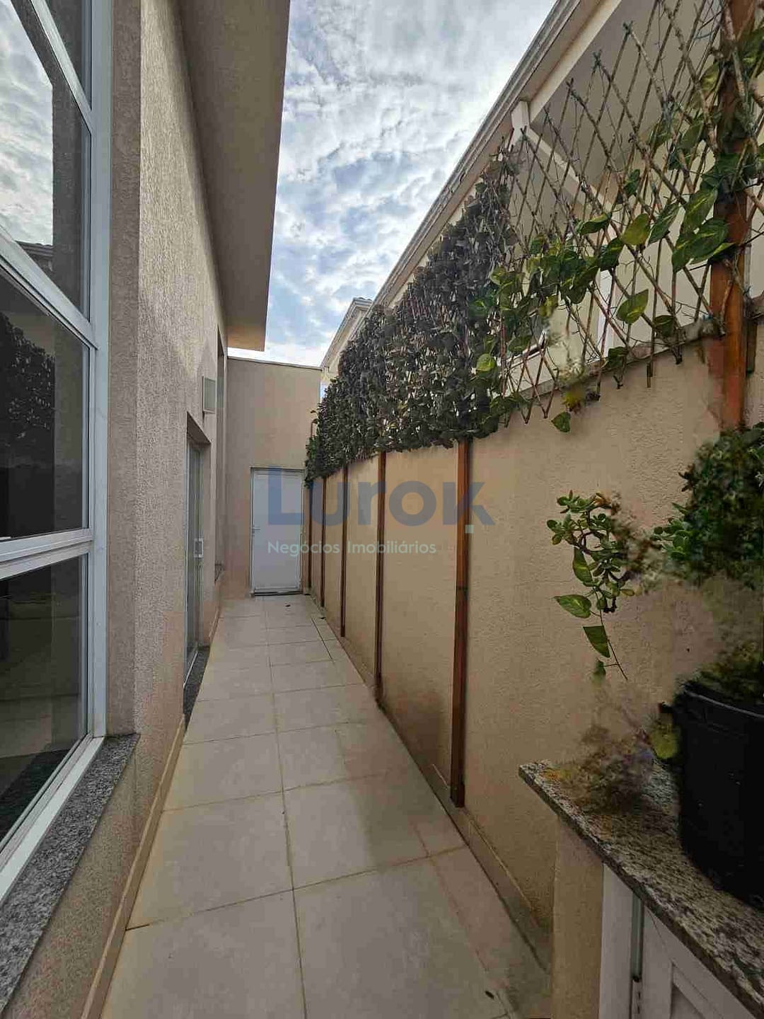 Casa, 3 quartos, 256 m² - Foto 32