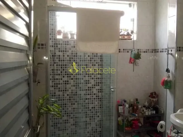 Casa com 240m² 4 quartos e 2 banheiros, à venda, no bairro Santa Rita em Aparecida