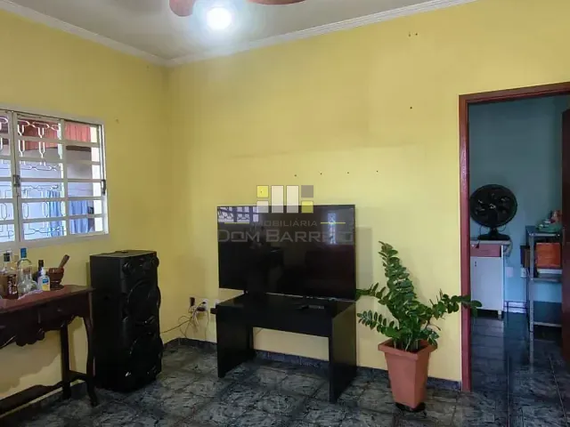 Casa 2 quartos e 1 banheiro, à venda, no bairro Parque Manoel de Vasconcelos em Sumaré