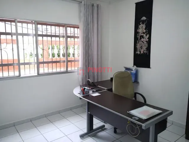 Casa 2 quartos e 2 banheiros, à venda, no bairro Planalto em São Bernardo do Campo
