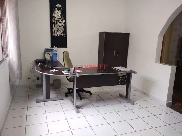 Casa 2 quartos e 2 banheiros, à venda, no bairro Planalto em São Bernardo do Campo