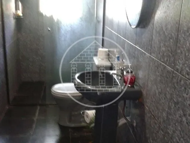 Casa com 425m² 3 quartos e 3 banheiros, à venda, no bairro Jardim Maria Amália em São Paulo