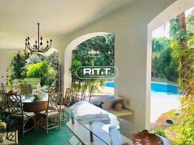 Casa com 1440m² 4 quartos e 5 banheiros, à venda, no bairro Nova Campinas em Campinas