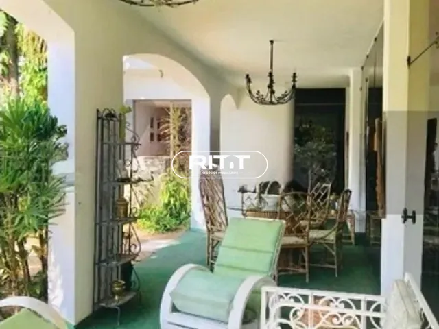 Casa com 1440m² 4 quartos e 5 banheiros, à venda, no bairro Nova Campinas em Campinas