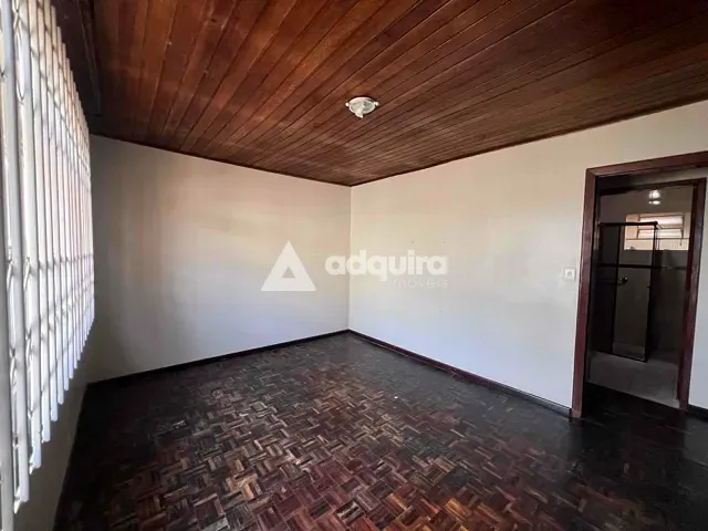 Casa 3 quartos e 2 banheiros, à venda, no bairro Boa Vista em Ponta Grossa