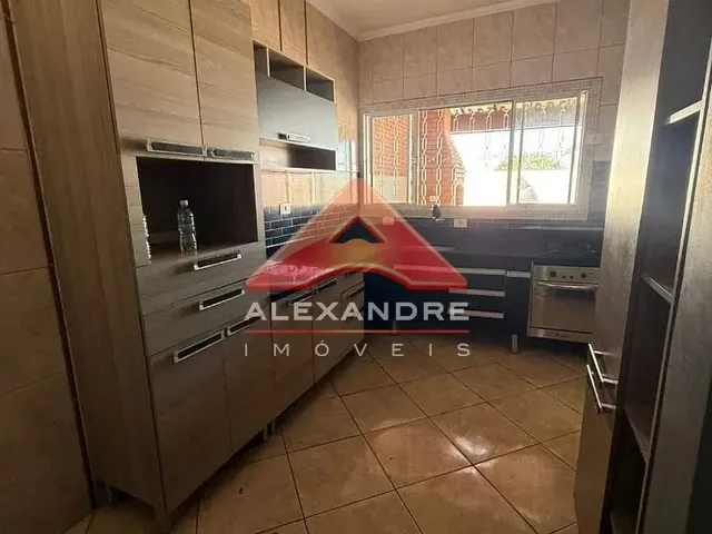 Casa com 156m² 3 quartos e 2 banheiros, à venda, no bairro Jardim Santa Luzia em São José Dos Campos