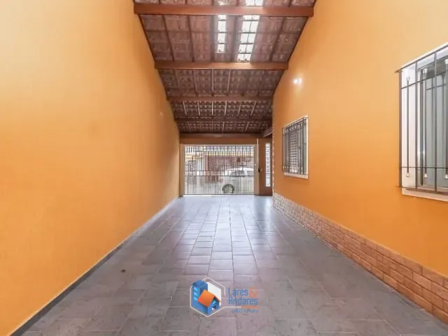 Casa com 240m² 2 quartos e 3 banheiros, à venda, no bairro Jardim das Rosas (Zona Norte) em São Paulo