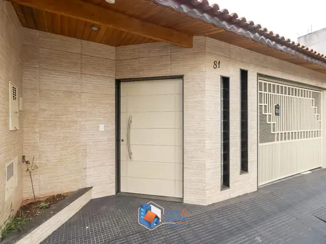 Casa com 240m² 2 quartos e 3 banheiros, à venda, no bairro Jardim das Rosas (Zona Norte) em São Paulo