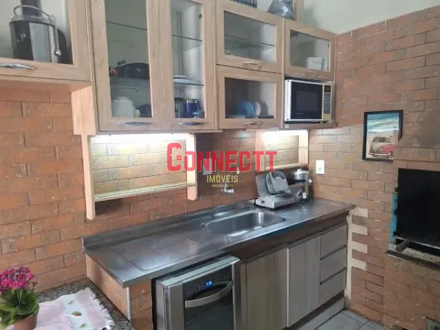 Casa com 203m² 3 quartos e 2 banheiros, à venda, no bairro Vila Albertina em Ribeirão Preto