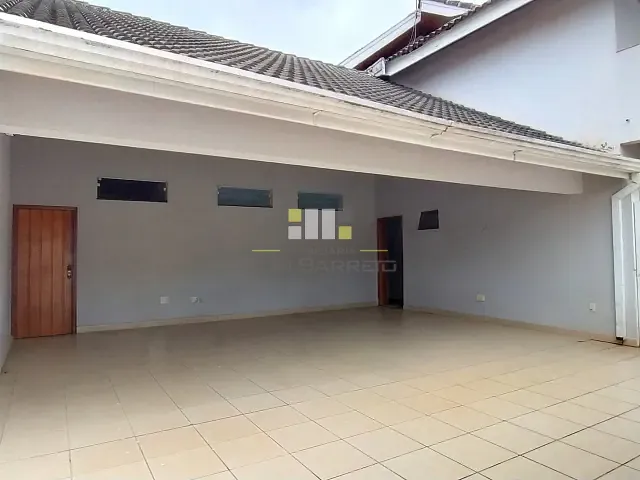 Casa com 500m² 4 quartos e 1 banheiro, para alugar, no bairro Parque Franceschini em Sumaré