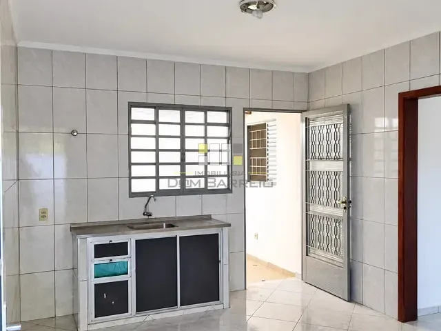 Casa 2 quartos e 1 banheiro, à venda, no bairro Jardim São roque em Sumaré