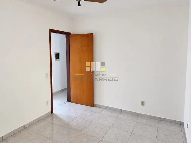 Casa 2 quartos e 1 banheiro, à venda, no bairro Jardim São roque em Sumaré