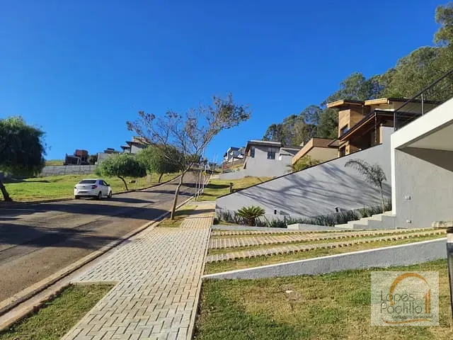 Casa com 600m² 3 quartos e 5 banheiros, à venda, no bairro Condominio Quintas da Boa Vista em Atibaia