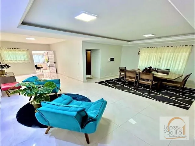 Casa com 175m² 4 quartos e 3 banheiros, à venda, no bairro Nova Cerejeira em Atibaia