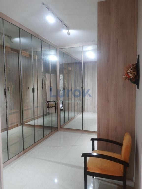 Casa, 3 quartos, 287 m² - Foto 13