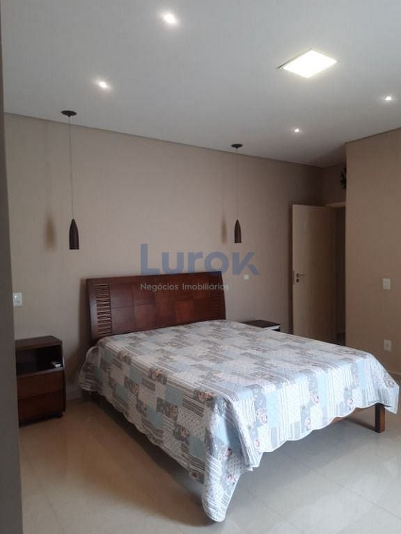 Casa, 3 quartos, 287 m² - Foto 2