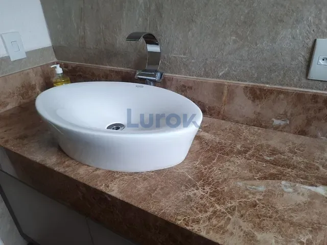 Casa com 506m² 3 quartos e 3 banheiros, à venda, no bairro Loteamento Residencial Santa Gertrudes em Valinhos