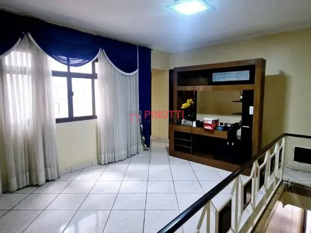 Casa 3 quartos e 3 banheiros, à venda, no bairro Demarchi em São Bernardo do Campo